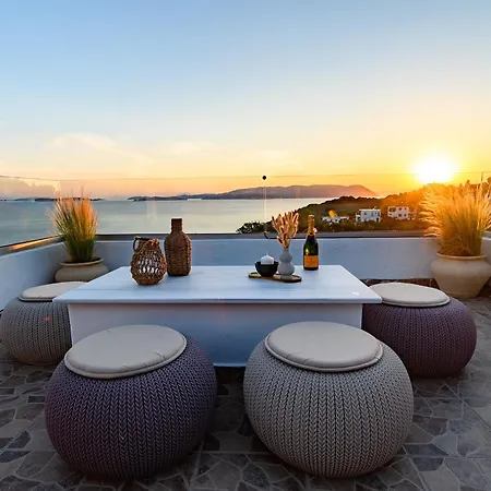 Lemontree Rooftop Jacuzzi And Sea Views Villa