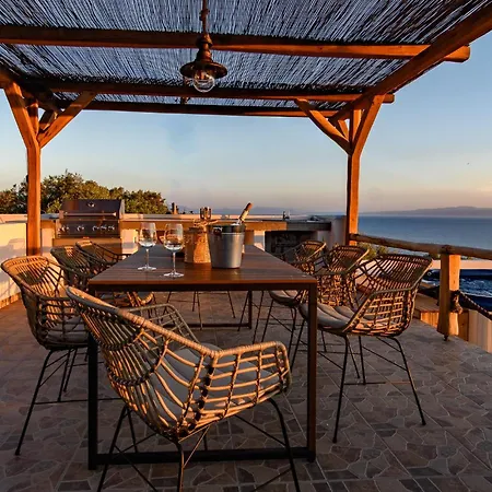 Lemontree Rooftop Jacuzzi And Sea Views * Skopelos Town