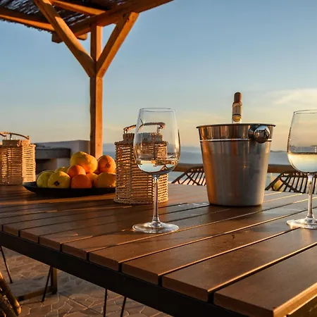 Lemontree Rooftop Jacuzzi And Sea Views *