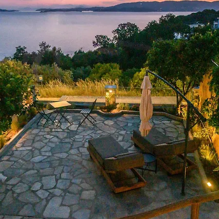 Lemontree Rooftop Jacuzzi And Sea Views Skopelos Town