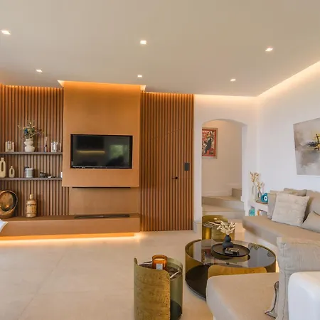 Lemontree Rooftop Jacuzzi And Sea Views *