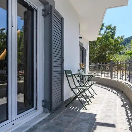 Lemontree Rooftop Jacuzzi And Sea Views Villa Skopelos Town